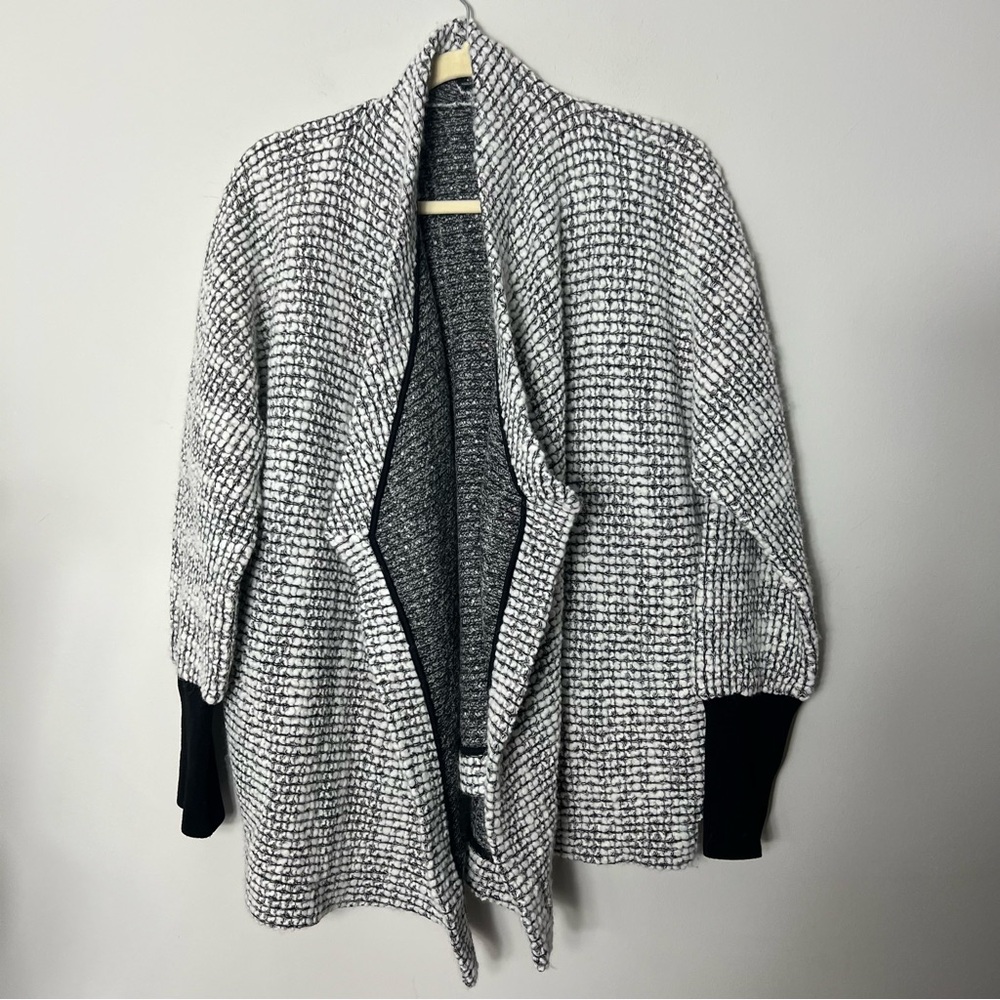 Club Monaco Fidelma Open Wool Cardigan Textured Gray Black White chunky knit *E